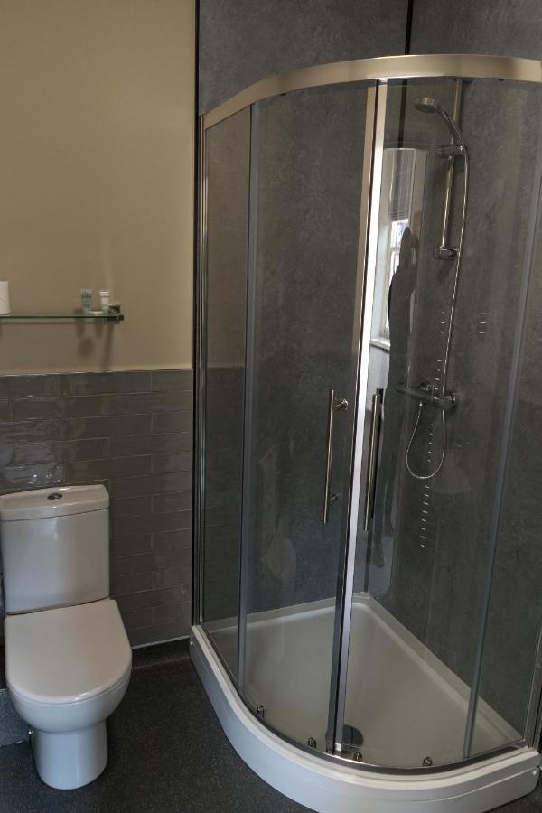 Tredegar Arms Hotel Bagian luar foto