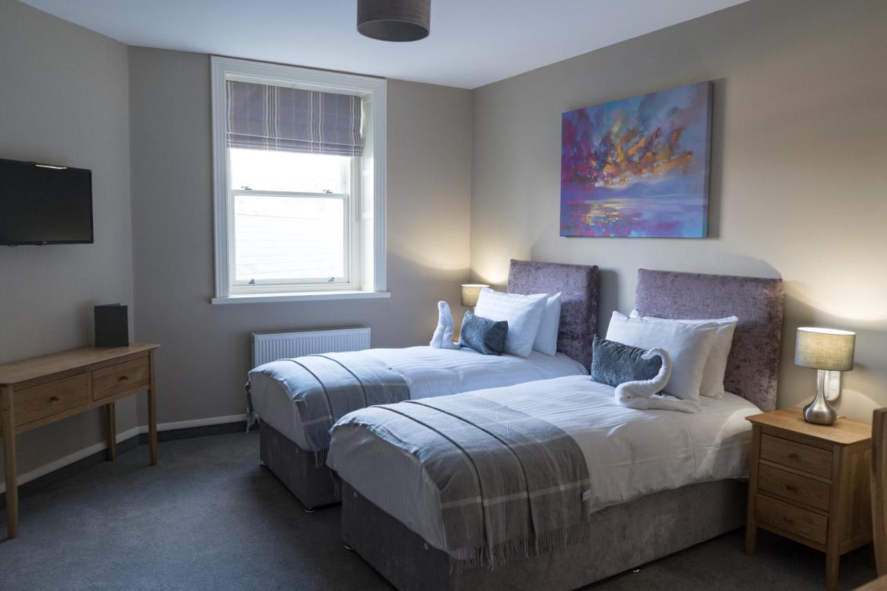 Tredegar Arms Hotel Bagian luar foto